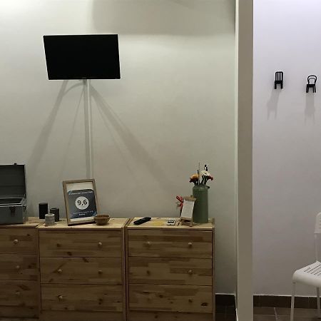 L'Albero Dei Limoni B&B Таранто Экстерьер фото